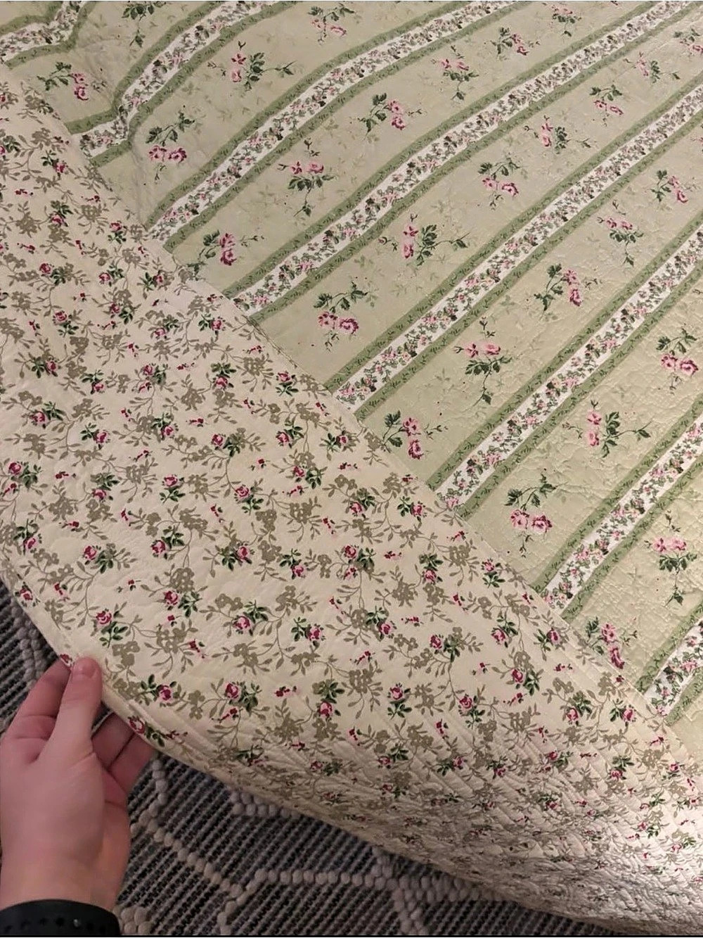Floral Green & Pink Quilt